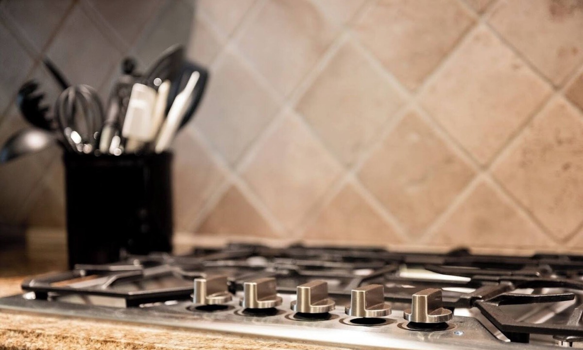 Downtown Resort | 1 Suite-Amenities, Fireplace, Hot Tub, Fire Pit