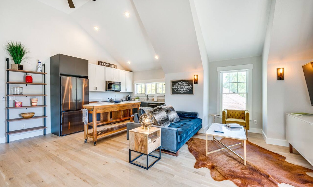 North Central Westminster Apartment | 14 Mi to Dtwn Denver: Sleek Westminster Home