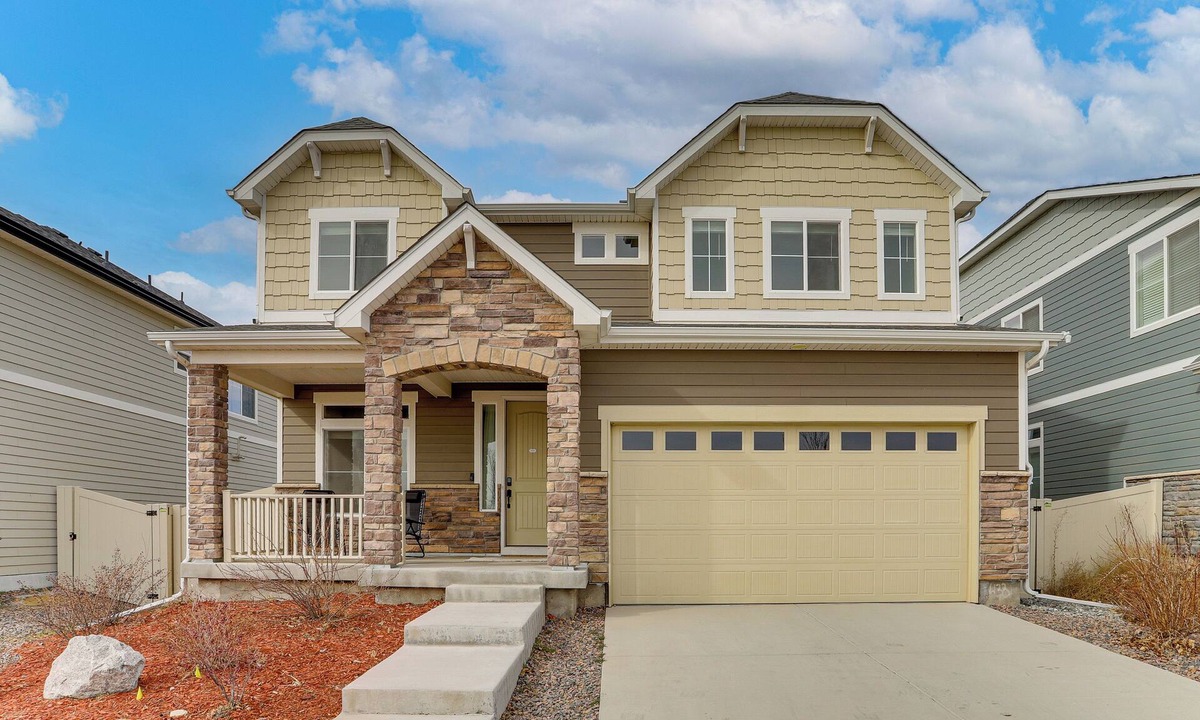 Aurora House | 17 Mi to Downtown Denver: Modern Aurora Home!