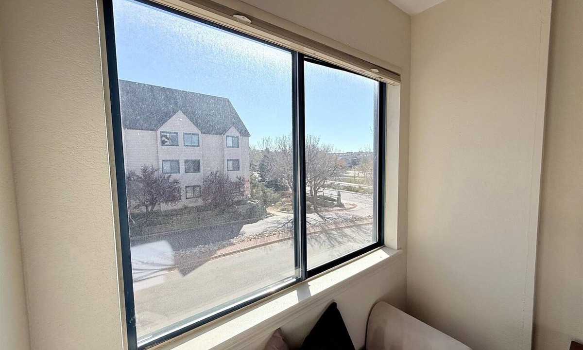 Englewood Condo | 2BR | 2Bath Retreat Near Denver | Gym | Work