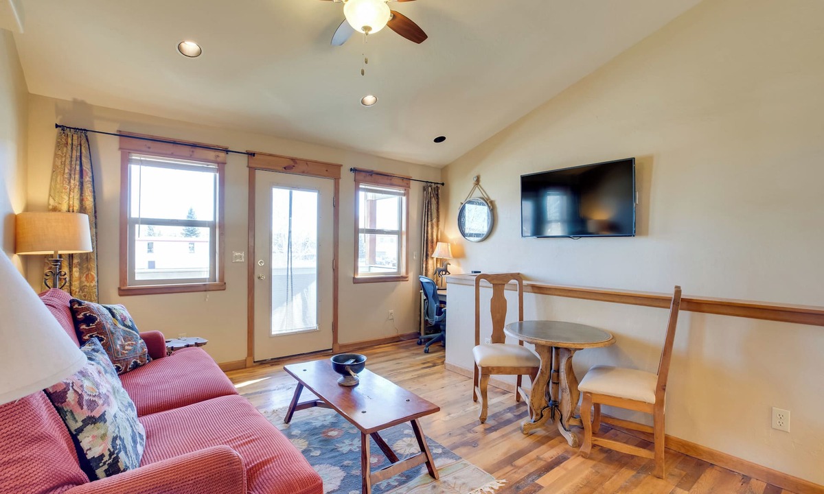 Gunnison House | 3 Blocks to Main St: Cozy Gunnison Retreat!