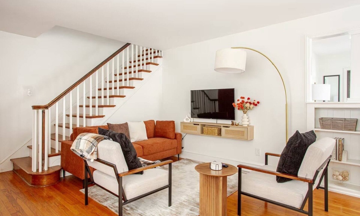 Wilmington House | 4-bedroom 2 Full Bath Cozy Retreat