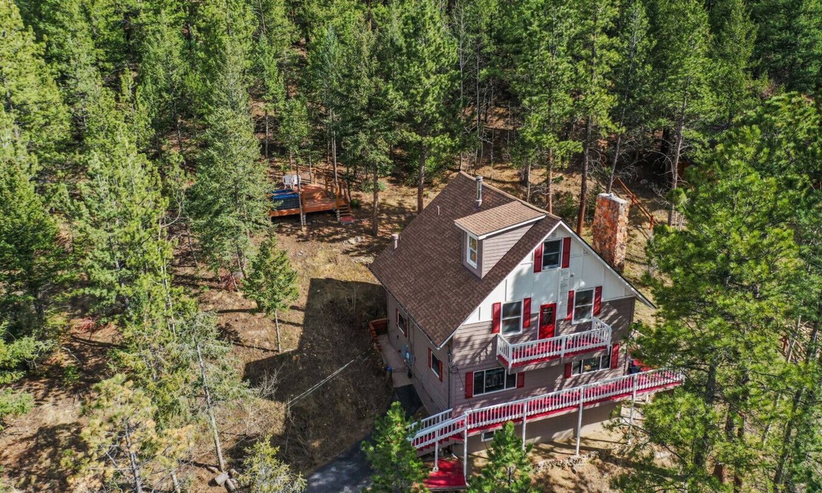 Idaho Springs House | 5BR Mountain Retreat w/Hot Tub & Views Sleeps 12 Near Idaho Springs