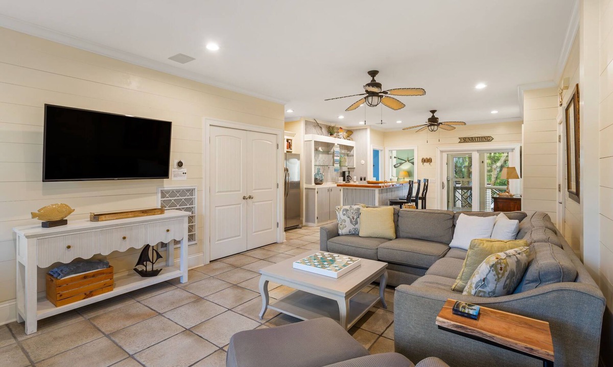 Isle of Palms House | 6 Bed/5 Bath Home, Elevator. Private Yard & Pool, Book your fall trip now!