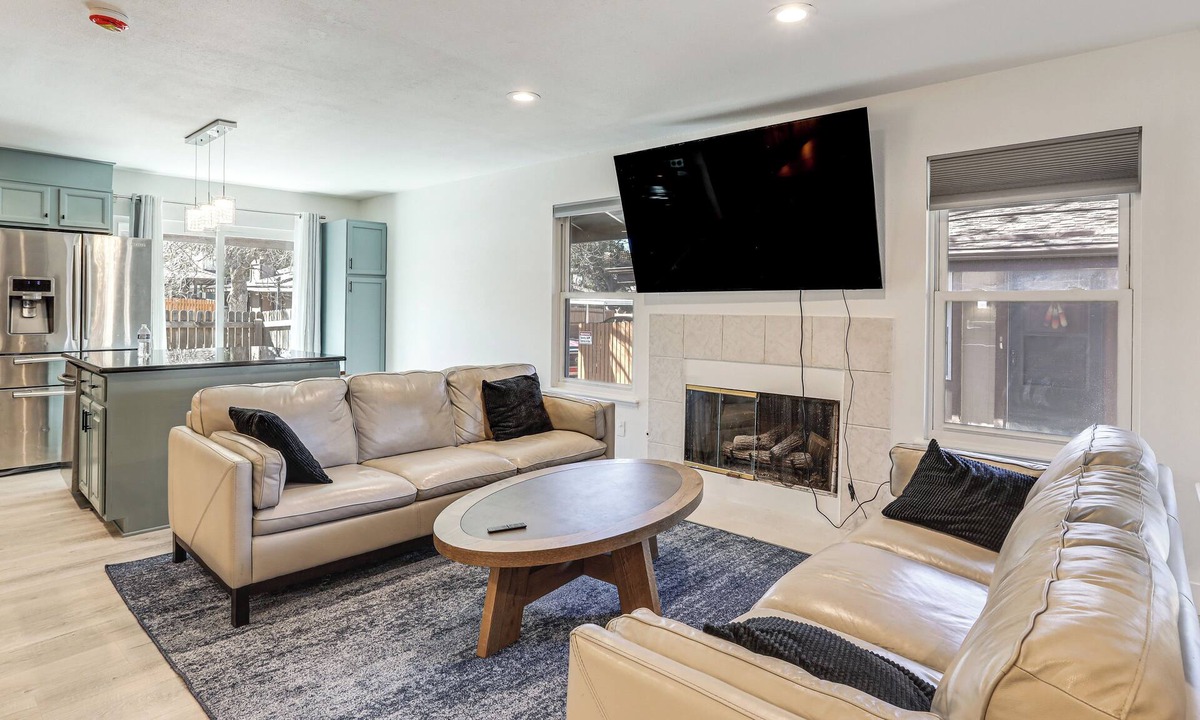 Meadow Hills House | 6 Mi to DTC: Work & Play in Denver Suburbs!
