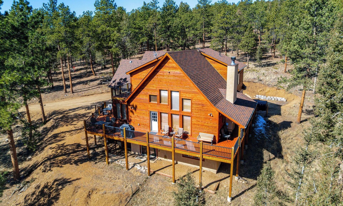 Pine Cabin | 8 Mi to Staunton State Park: Mtn-View Hideaway!