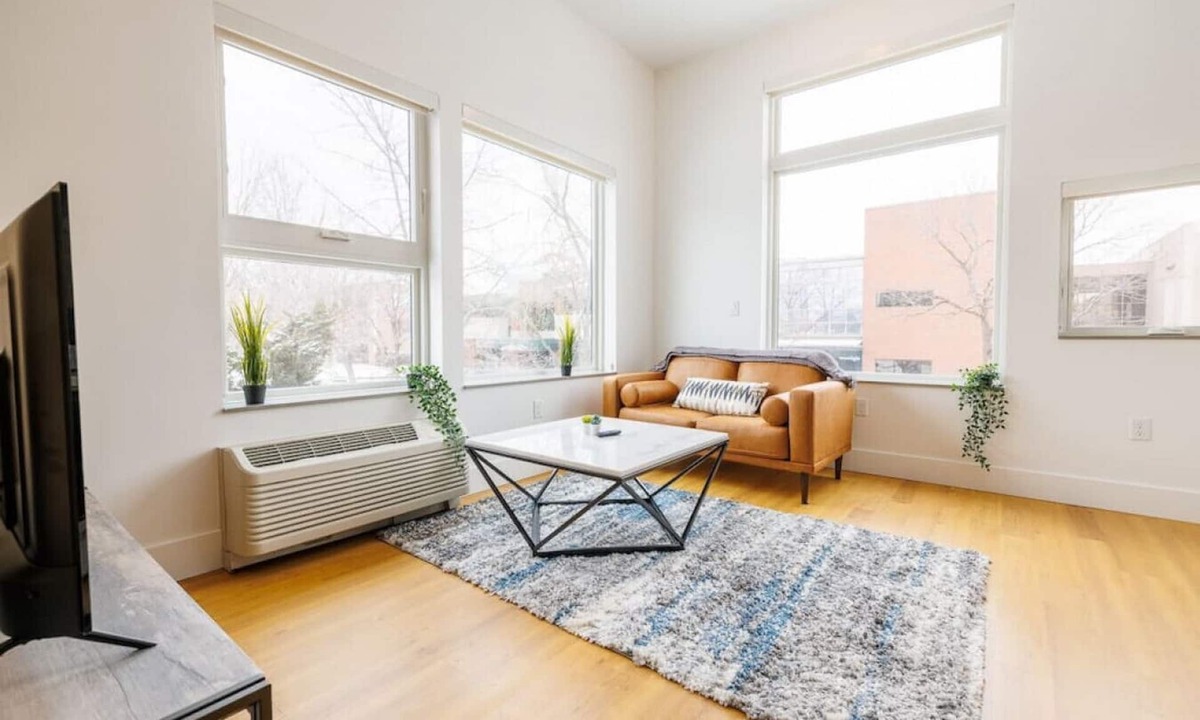 Cherry Creek Apartment | Adorable Cherry Creek Studio