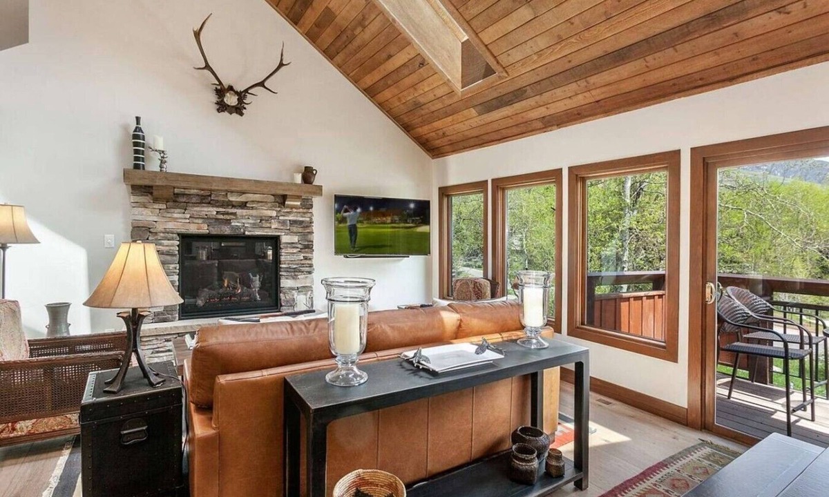 Vail Villa | Alpine Ranch Retreat at Booth Creek