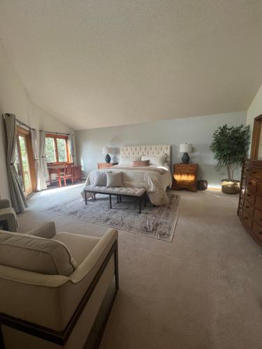 Parker House | Bayou Hills BnB