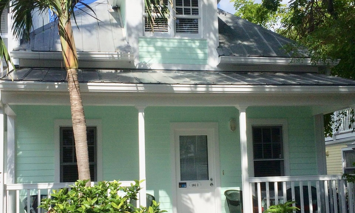 Truman Annex House | Boli Townhouse - Luxury WEEKLY Rental in gated Truman Annex-Saturday to Saturday