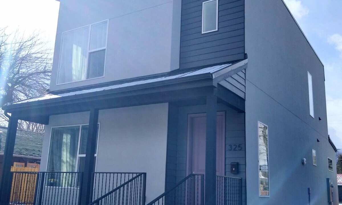 Salida House | Book NOW for Summer Events! Located in downtown Salida!