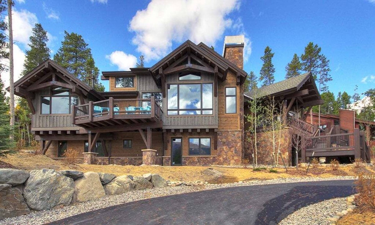 Warrior's Mark West House | Breck Luxury Ski Home, Baldy Mtn Views, Multiple Fireplaces, Sleeps 14