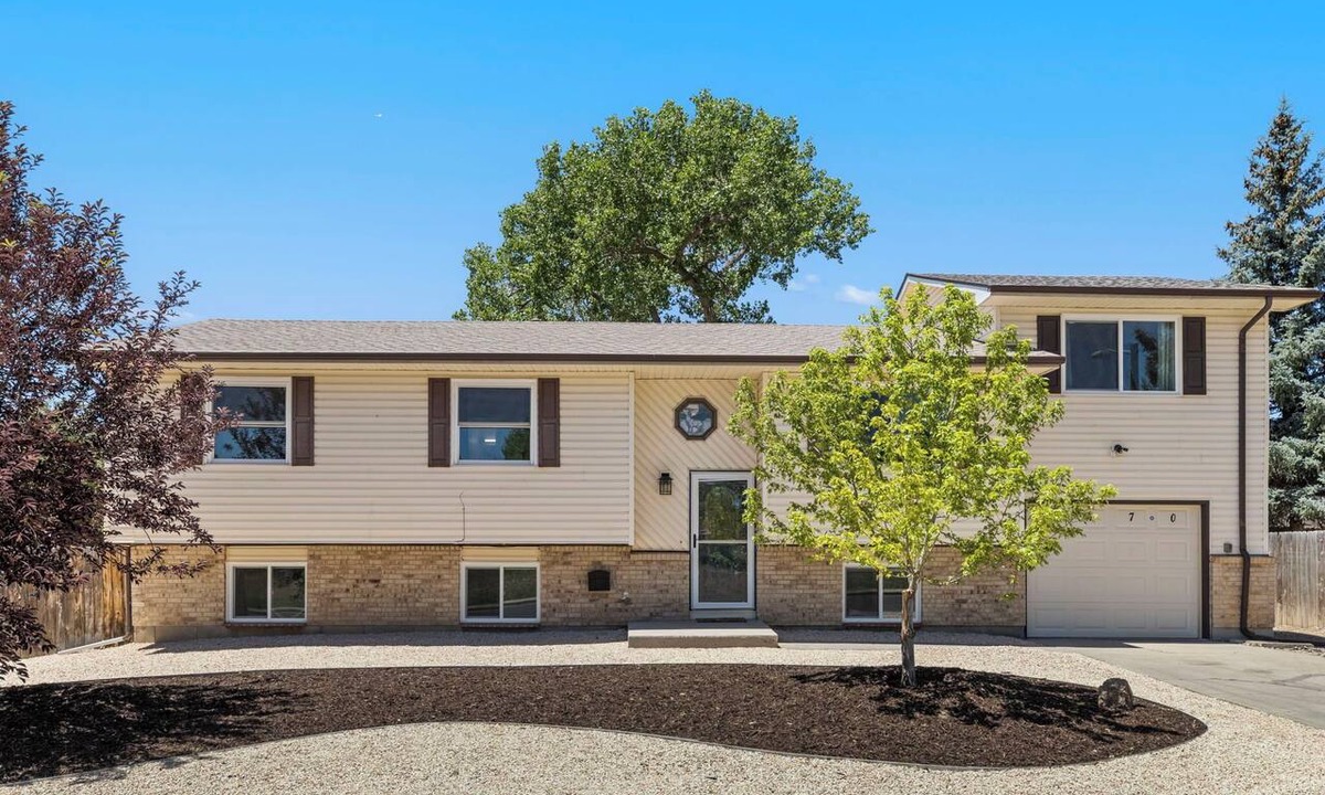 Security-Widefield House | Caballero House- Newly Remodeled 8BR, 5BA, Sleeps 14, Fully Stocked Kitchen