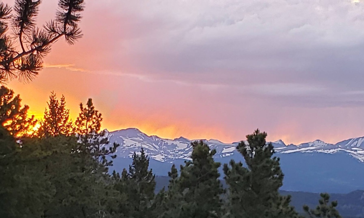 Coal Creek Cabin | Charming cabin with Continental Divide views for miles