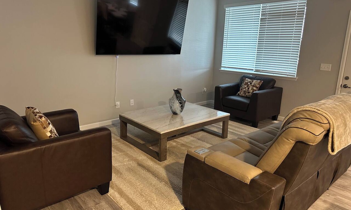 Milliken House | Charming townhome in gorgeous Milliken Colorado with easy access to relaxation .