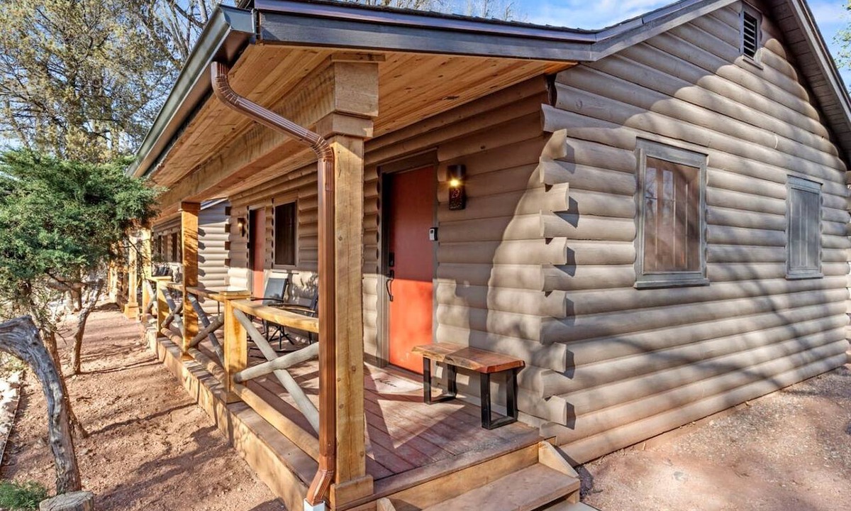 Colorado Springs Cabin | Charming Woodland Cabins with Modern Comforts near Garden of the Gods in Colorado Springs, Colorado