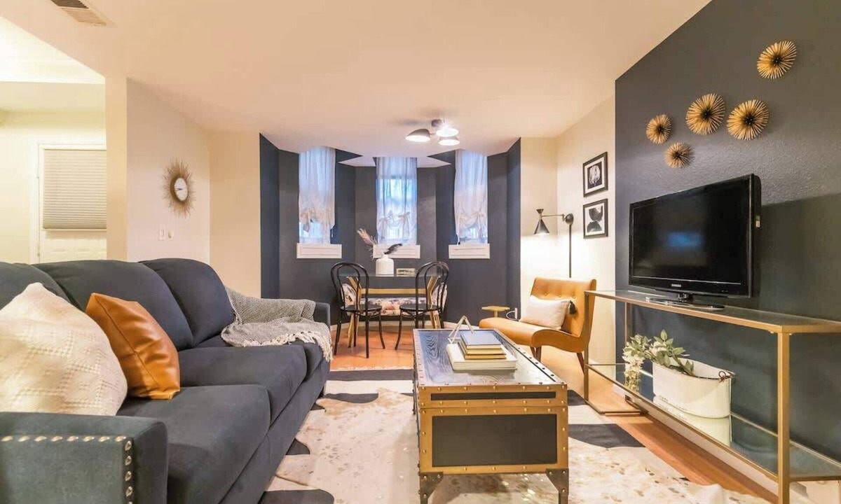 Five Points Apartment | Chic Downtown Denver Retreat | Walk Everywhere + Stylish Comfort