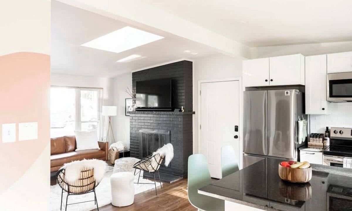 Alta Vista Area House | Chic Mid-Century Home Near Olde Town Arvada