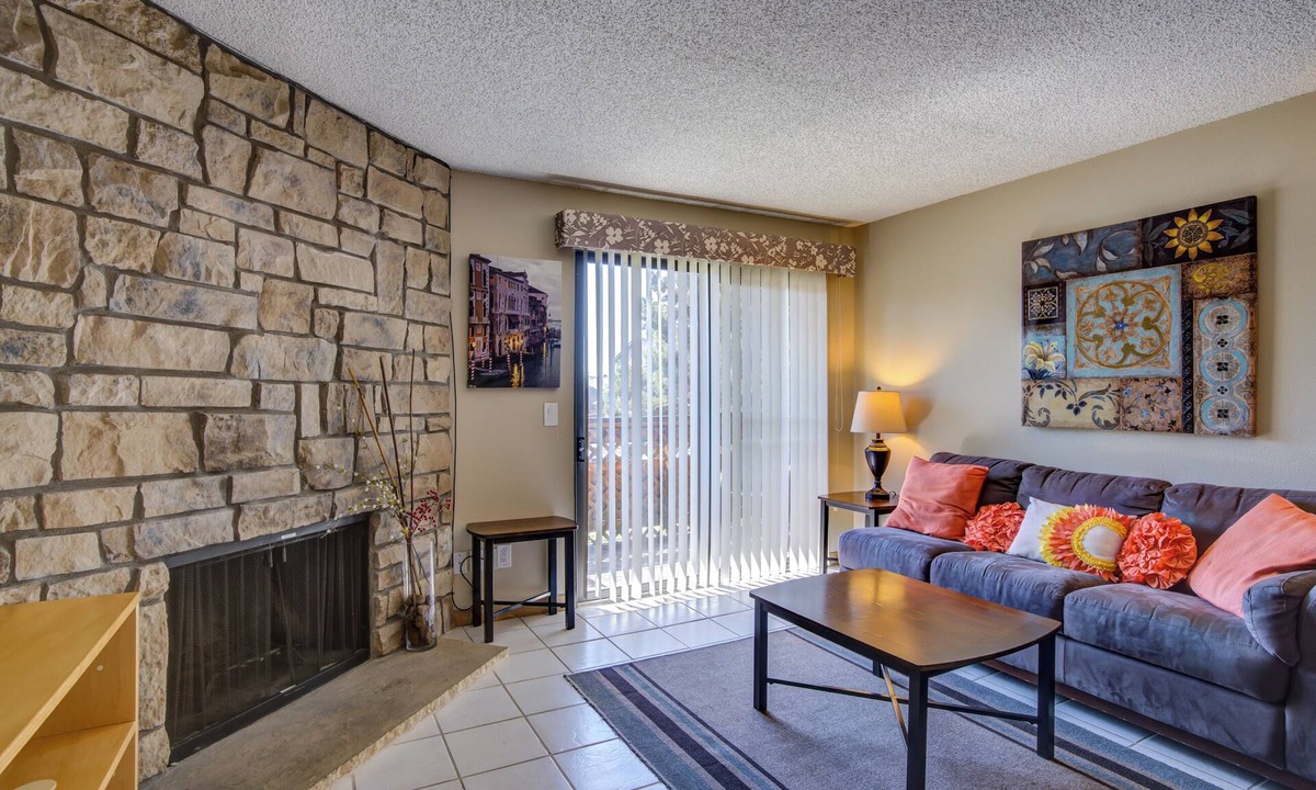 Union Square Condo | clean and sharp 1-bedroom condo in Lakewood for 3 months and longer