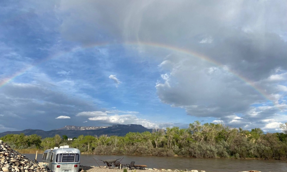 Clifton House | Colorado River Glamping in middle of wine country