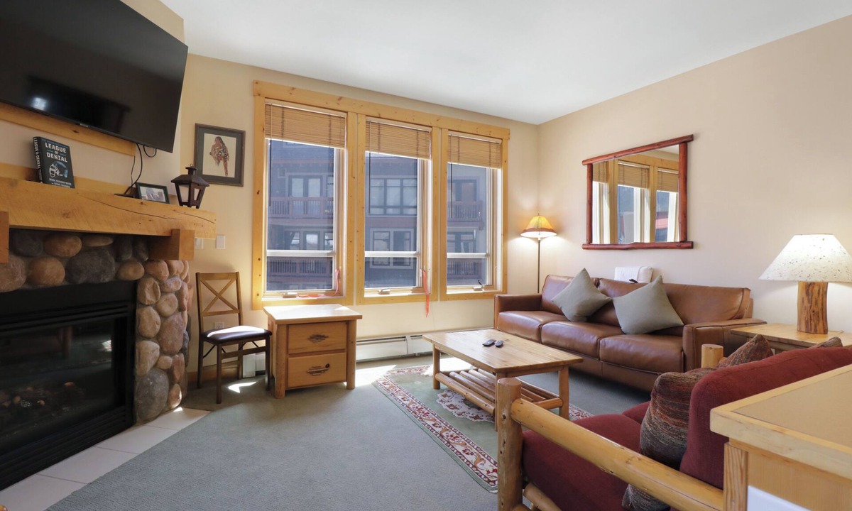 Copper Mountain Village Condo | Condo w/Outstanding Location, Outdoor Hot Tub, Short Walk to Lifts - TX314