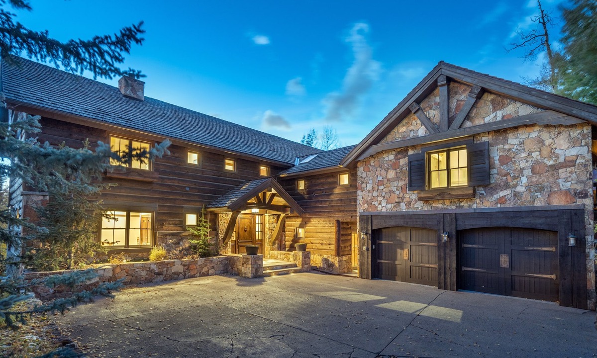 Mountain Village House | COUNTRY CLUB ESTATE- Game Room, Hot Tub, Sweeping Views Near the Core