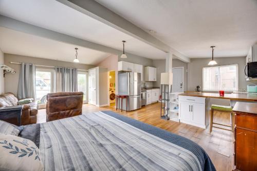 Park Vista Apartment | Couples Outdoor Retreat Near Garden of the Gods