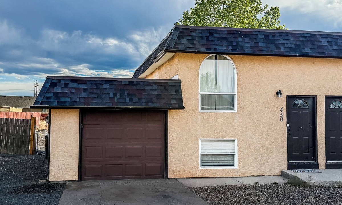 Pueblo West House | Cozy 2-bedroom townhome Pueblo West with Central Air