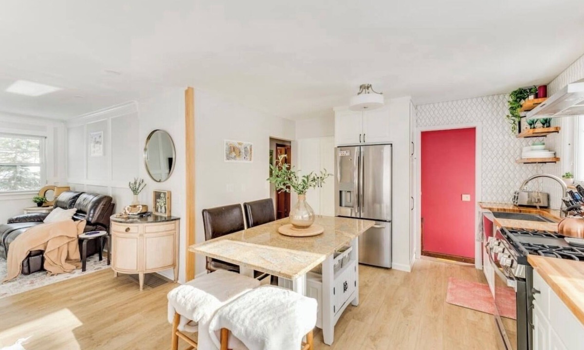 Lake Elmo Cottage | Cozy Lake Elmo Cottage ~ Minutes from Downtown Stillwater, Woodbury & Saint Paul