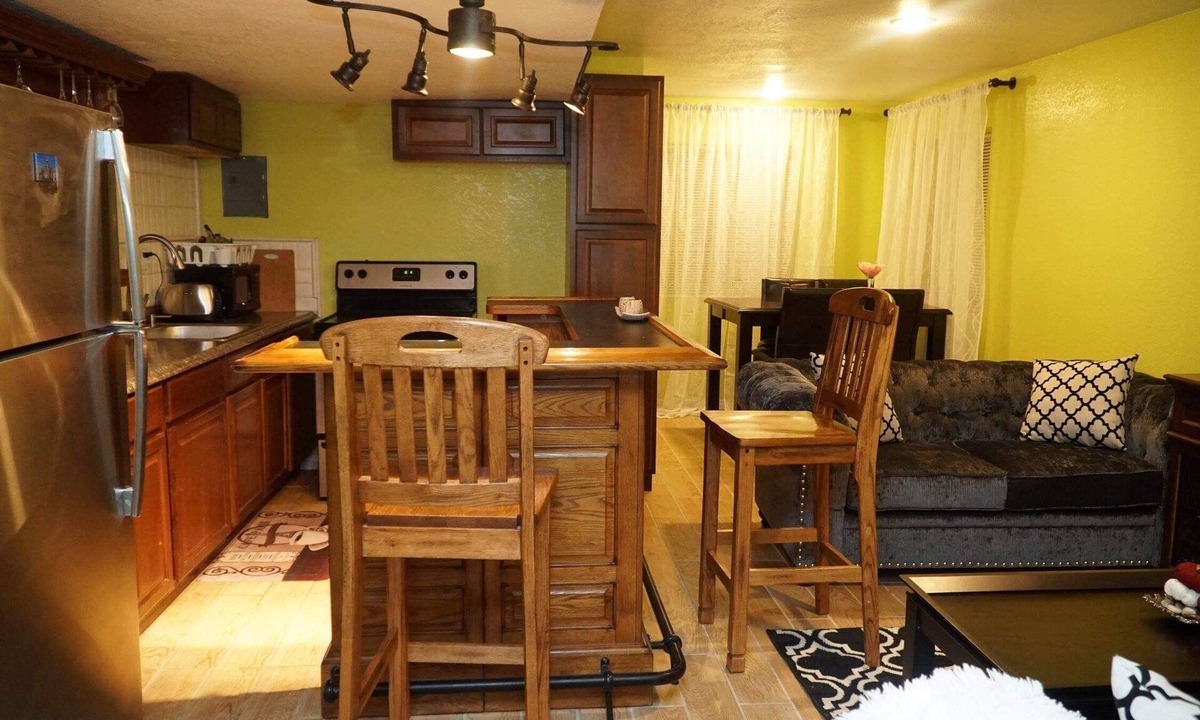 Gateway House | Cozy Walkout Basement Near Denver International Airport Bis.#2022-BFN-0022402