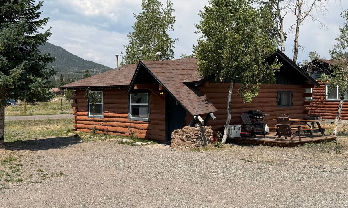 South Fork Cabin | "D" Deer Cabin - South Fork “D”