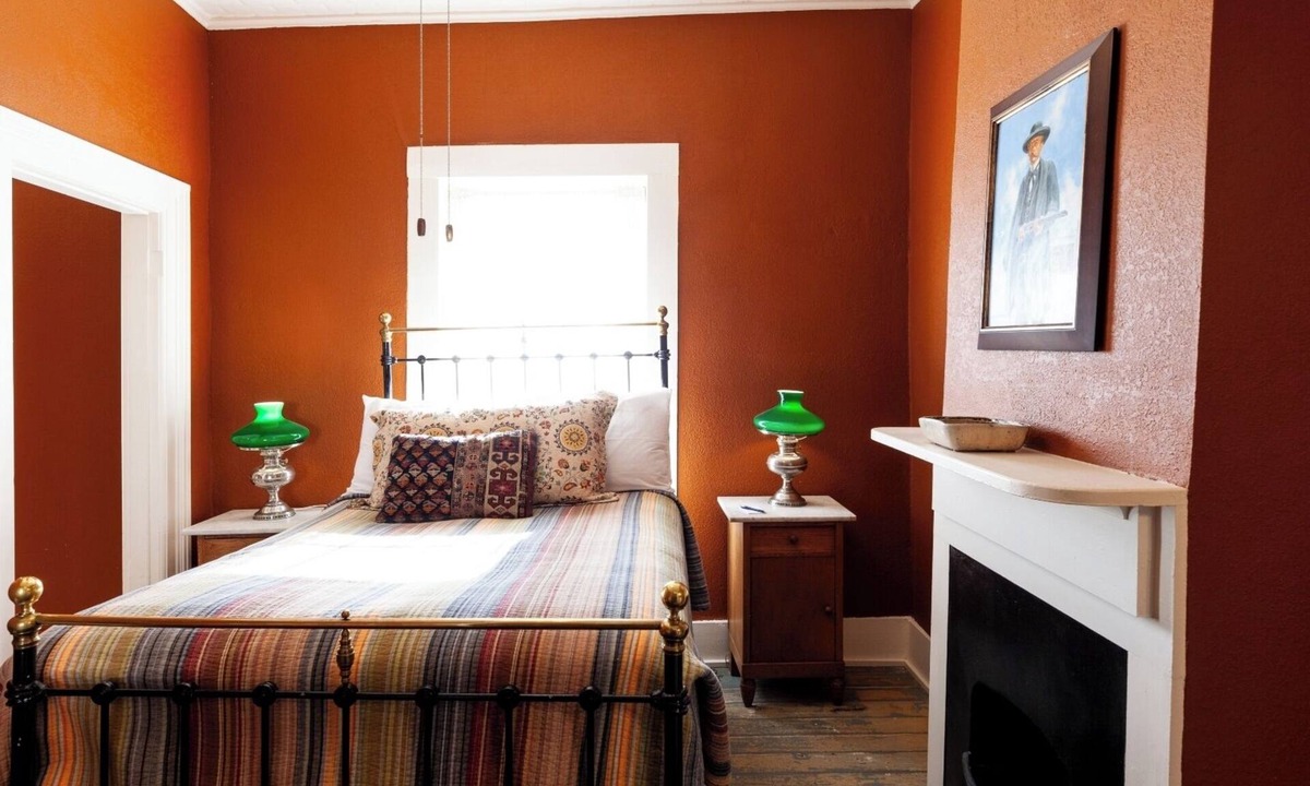 Cimarron Hotel | Doc Holiday - Historic Hotel