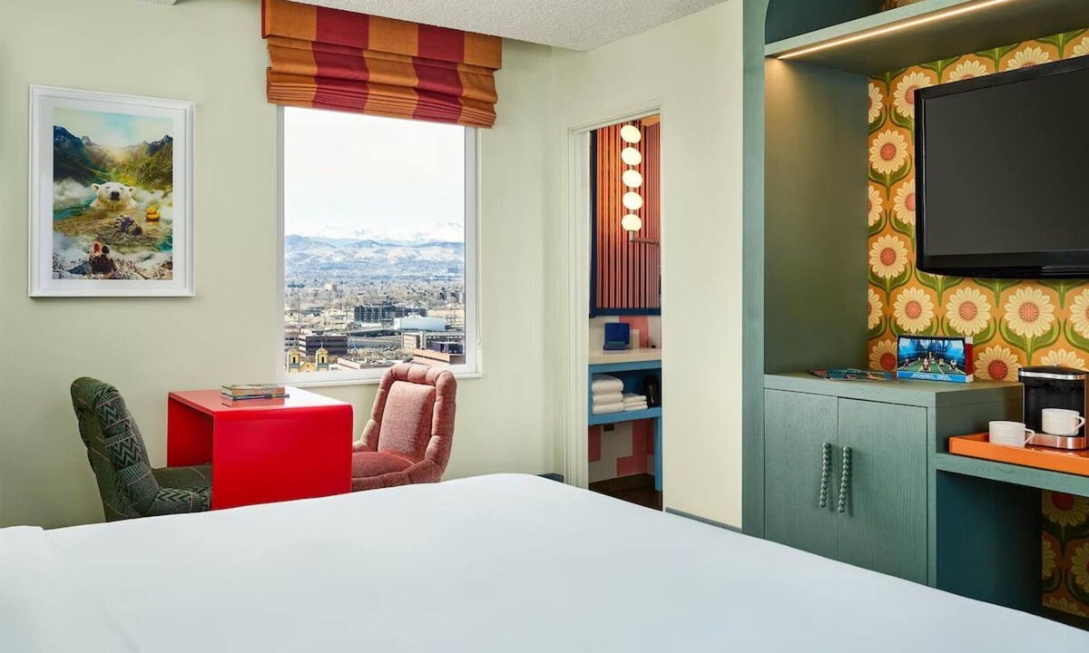 Downtown Denver Hotel | Downtown Denver Stay | Quirky Pop-Culture Rooms & Retro Vibes