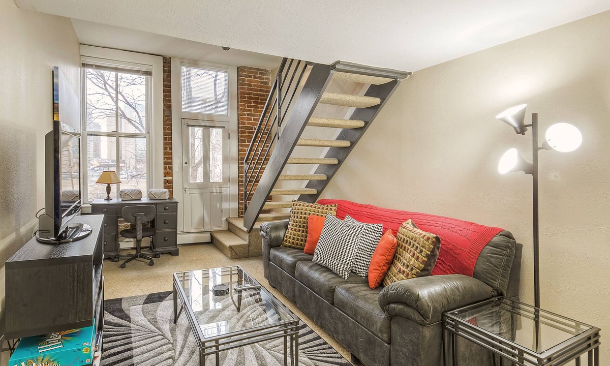 Ballpark Condo | Downtown Five Points Trendy Urban Space - Sleeps 4