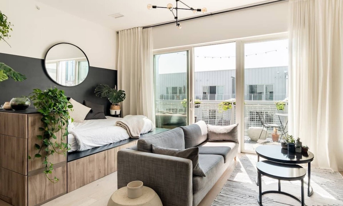 Curtis Park Condo | Downtown RiNo New Modern Condo