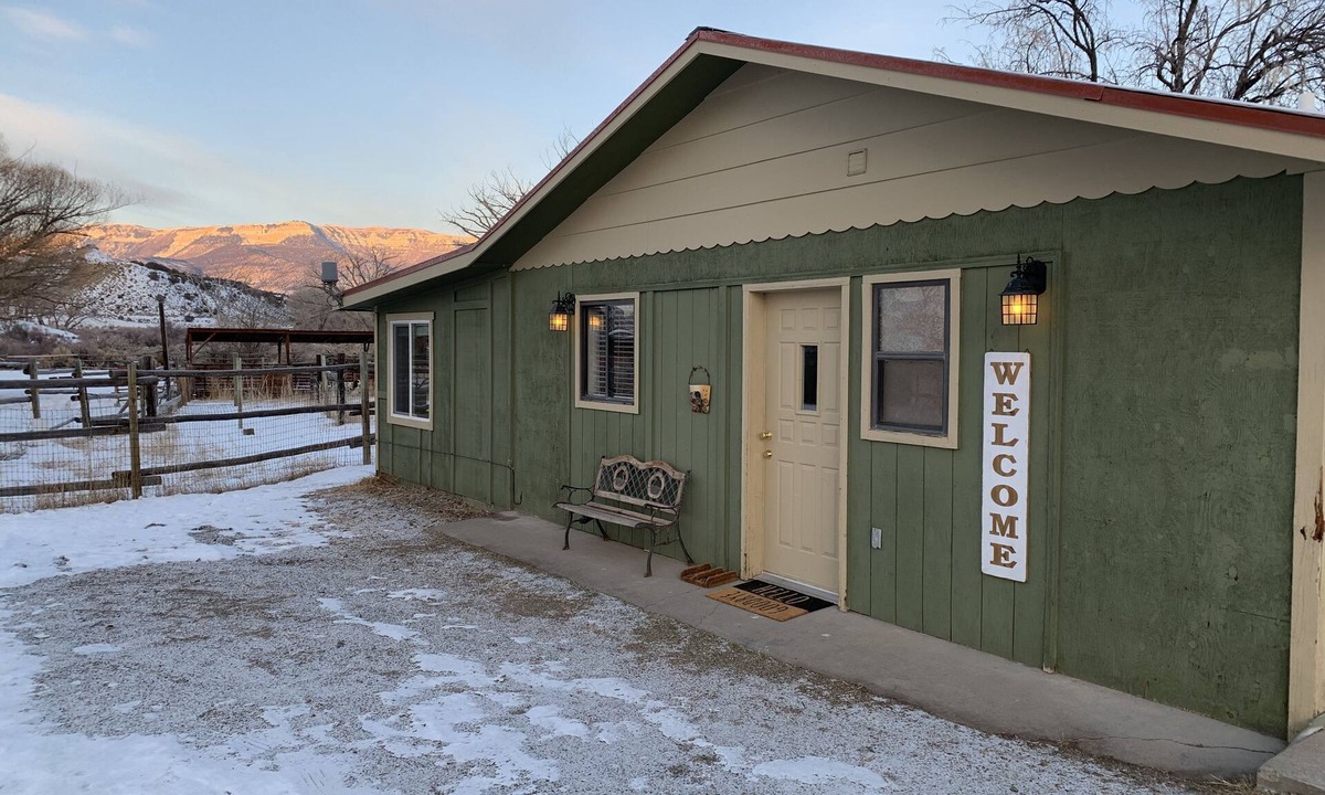 Rifle House | Edge of the Wild - RFarm Guest House. Regenerative Farm.
