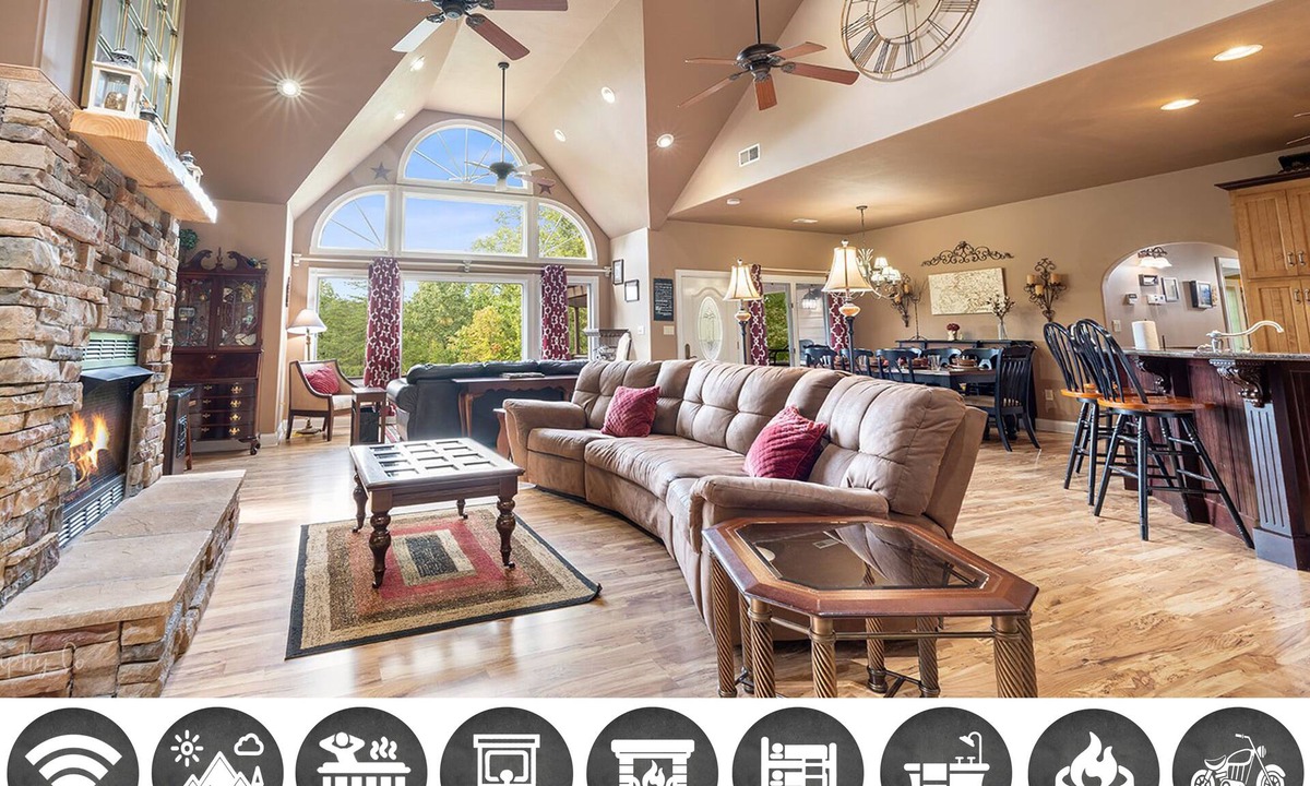 Sevierville Ski Chalet | Enchanted Primrose