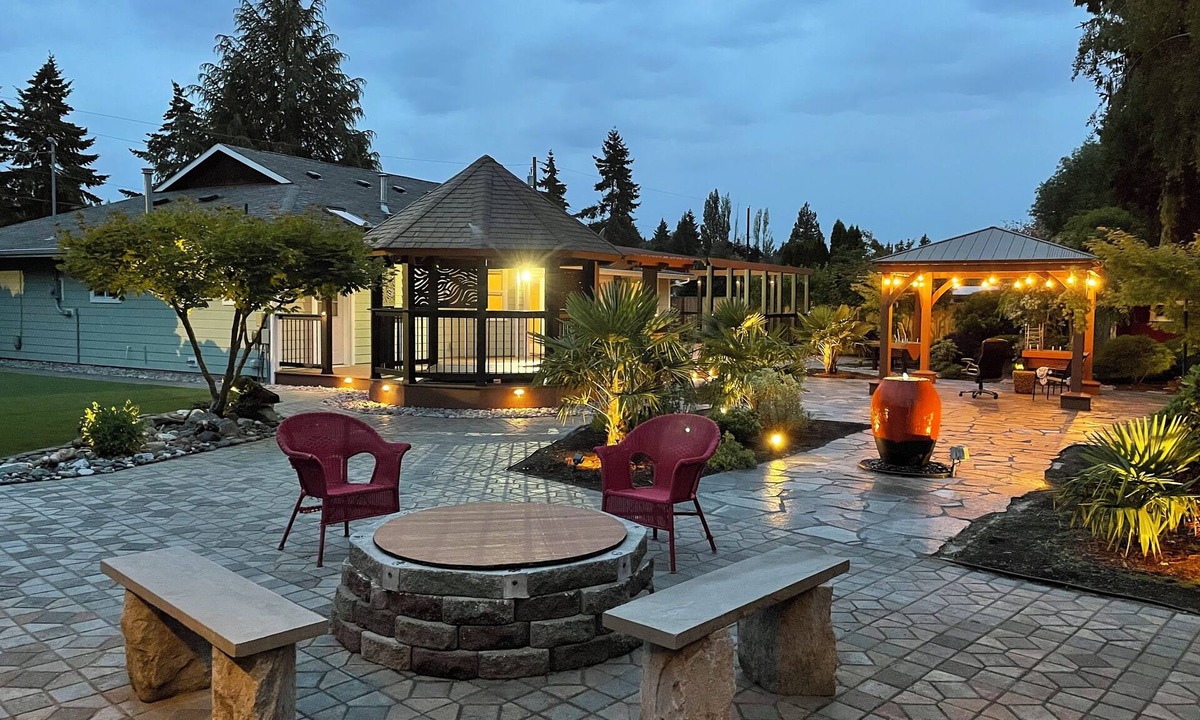 Lake Hills House | Escape to your Private Oasis: Spacious Bellevue Home with Resort-Like Backyard!