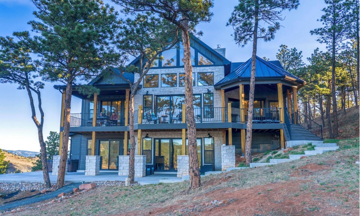 Loveland House | Explore all Colorado and Carter Lake have to offer! Relax and take in the view.