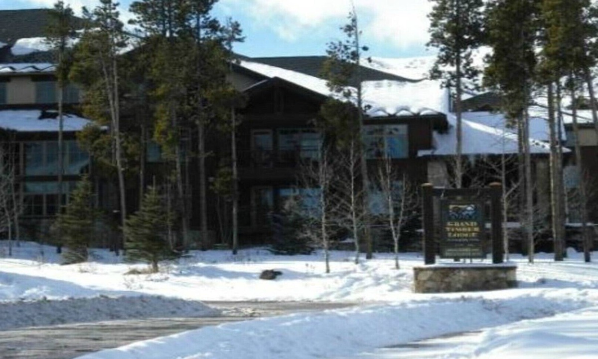 Four O'Clock Resort | Fabulous Ski In and Ski Out Resort in Breckenridge, CO