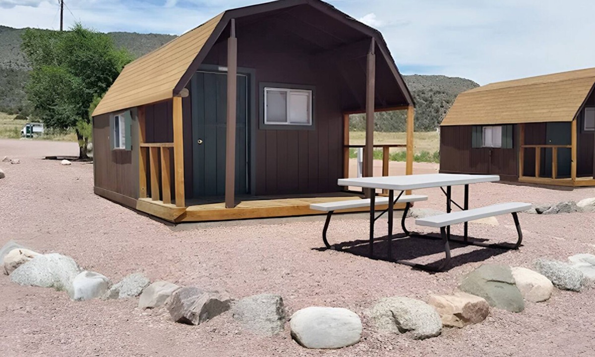 Canon City Cabin | Family-Friendly Cabin with Fire Pit, BBQ, Picnic Area, and Free Parking