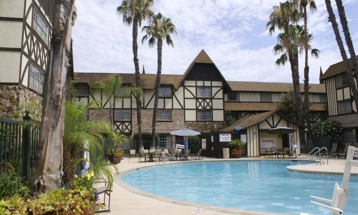 Anaheim Resort Apartment | Family-Friendly Magic - Castle Resort with Free Disneyland Shuttle! 2 Units