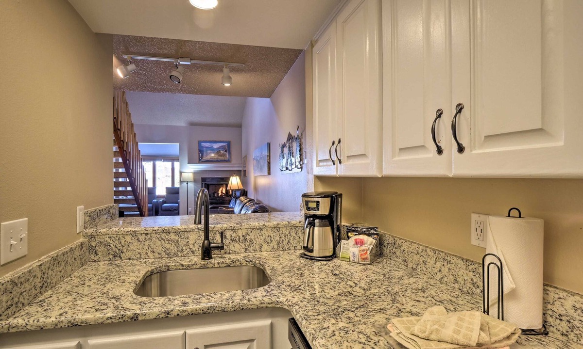 Copper Mountain Village Condo | Foxpine 1 Bedroom + Loft Condo #309 by RedAwning
