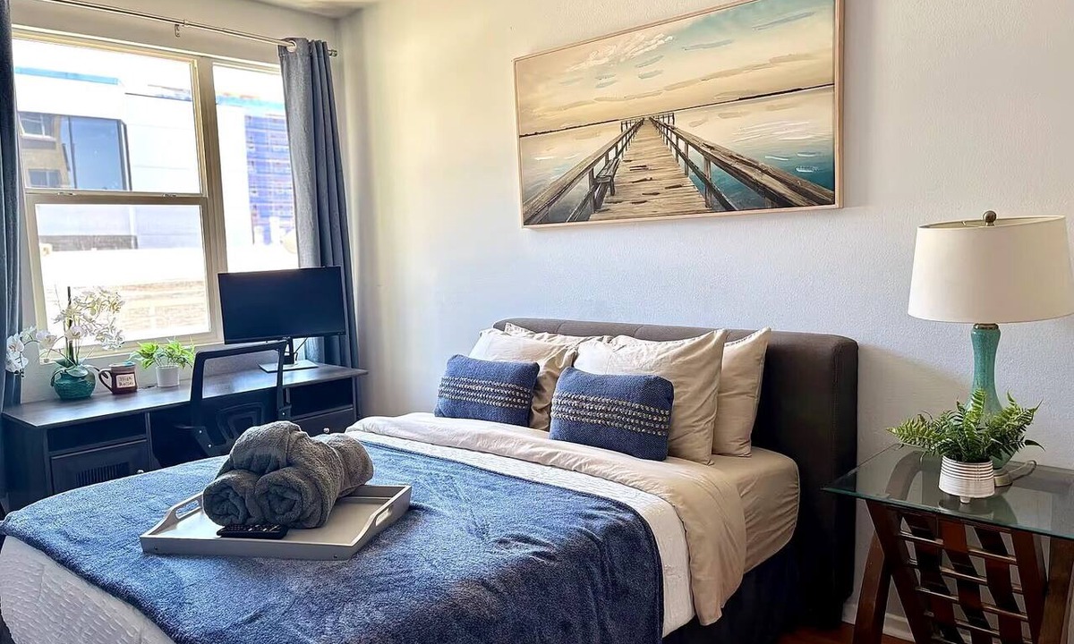 Hillcrest Condo | Furnished Hillcrest 1BR · 12-min Walk to Scripps · Work-Ready · Pool + EV