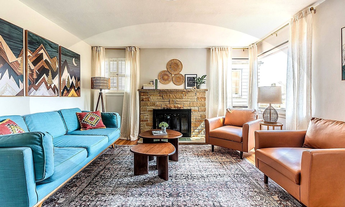 Genesee House | Game Day Ready Near Lumen & Downtown