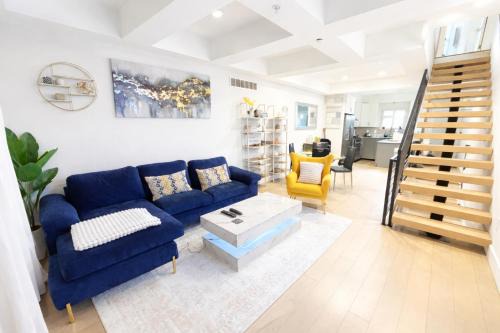 South Philadelphia House | Game Day RoofDeck South Philly 4BR 3BA Home Just 10 Mins From Stadiums