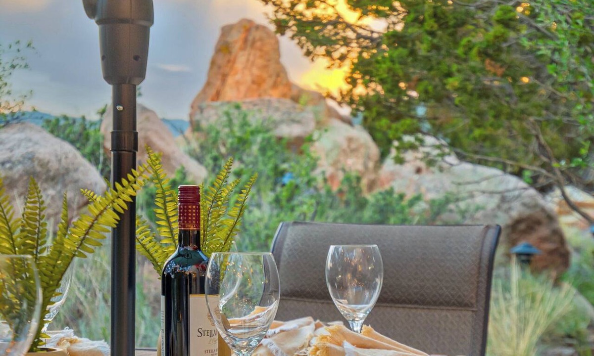 West Colorado Springs House | Garden of the Gods Getaway | Decks & Views