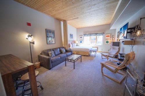 Mountain House House | Gateway Lodge 5054 by SummitCove Lodging in Colorado