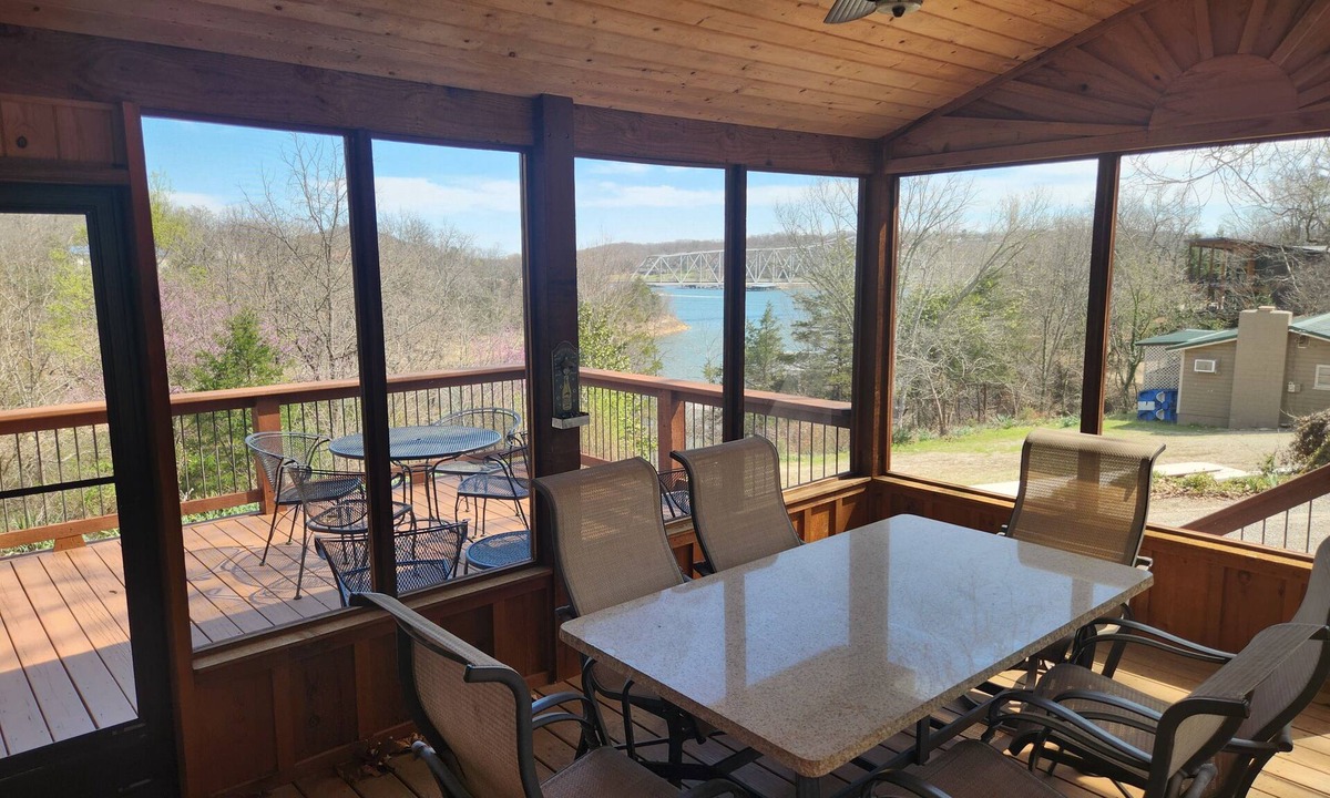 Shell Knob House | High Dive Cabana a Serene 3-bedroom home in charming Shell Knob. Great location