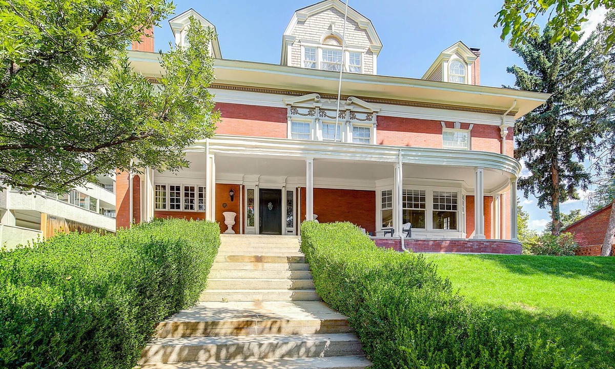 Capitol Hill House | Historic French Consulate Mansion 5BR Sleeps 10+
